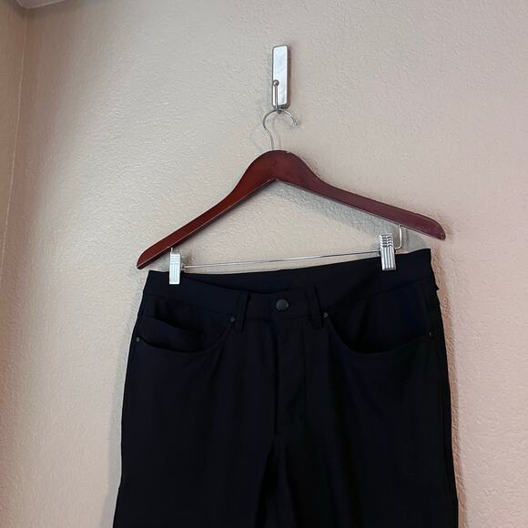 Lululemon Men’s ABC Pant 32x34 Slim Leg Active Pant Black Athleisure - Picture 2 of 8